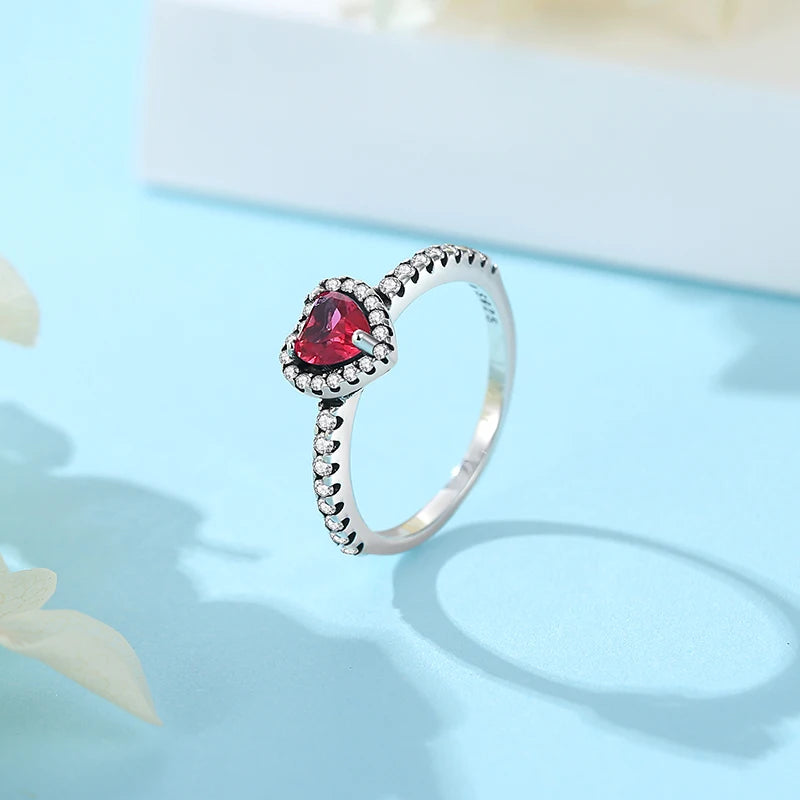 Radiant Heart Halo Ring – Single Stone Edition